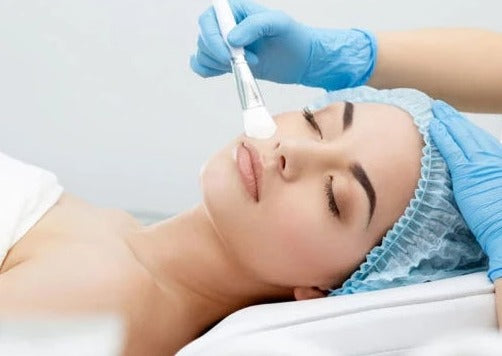 Obagi Blue Peel Radiance with LED Light Therapy 30-Mins Course of 4 (save €271)