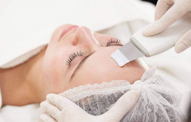 Ultraceuticals Signature+ Facial 50-Mins course of 4+1 FREE (Save €125)